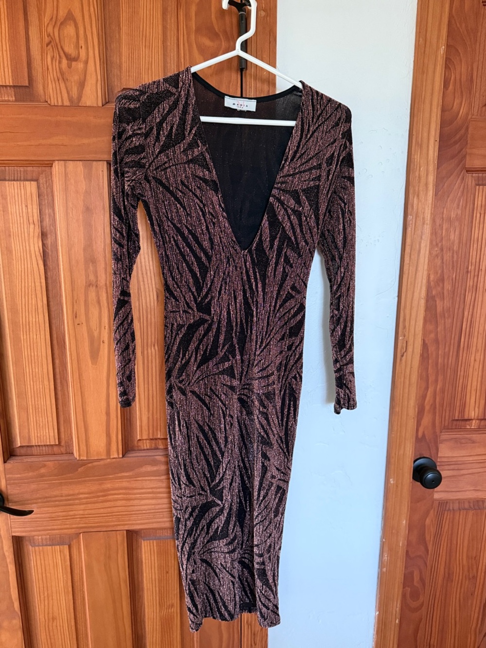 Deep V Long Sleeve Glitter Bodycon Dress in Brown/Gold/Black metallic